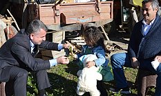 Başkan Özdemir‘den şehit kızına süpriz
