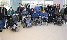 Atakum’da engelli yurttaşlar diş taramasından geçti