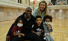 Beşiktaşlı Atiba Hutchinson Tivibu Spor'un konuğu