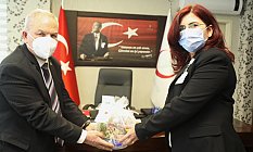 Demirtaş’tan Sağlık Çalışanlarına 14 Mart Sürprizi