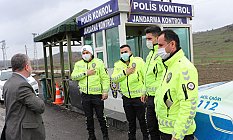 Başkan Özdemir’den polislere ziyaret