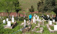 Mezarlıklarda Bayram Öncesi Çalışmalar Artırıldı