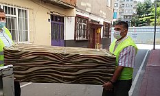 İlkadım Belediyesi, ihtiyaç sahibi ailelere el uzatmaya devam ediyor.