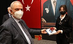 İlkadım'da İstiklal Marşını Güzel Okuma Yarışması ödülleri Sahiplerini Buldu