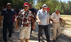 Ayyıldız Hareketi Lideri Özdağ, Akbelen'de Direnen Köylülere Destek Verdi