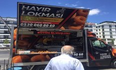 Hayır Lokması Dağıtmak
