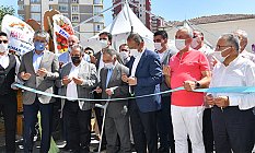 Mehmet Özhaseki "Dahi Çocuklar Akademisi"nin açılışına katıldı