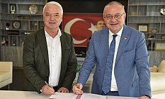 Yeraltı Otoparkı, Gençlik Merkezi ve Kent Meydanı için protokol imzalandı