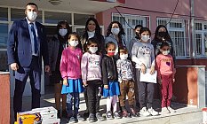 Soma’da Eğitime Destek, Çocukların Yüzünü Güldürdü