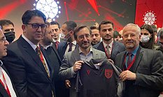 Yerel medyanın desteklenmesi gerektiği bir kez daha ortaya çıktı