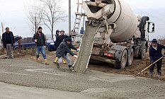 Fatsa'da Beton Yol Çalışmaları Devam Ediyor