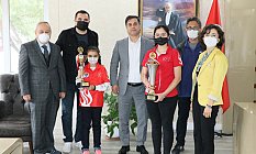MANİSALI SATRANÇÇILAR TÜRKİYE ŞAMPİYONU OLDU
