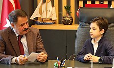 Başkan Deveci Koltuğunu Doğu Kadıoğlu’na devretti.