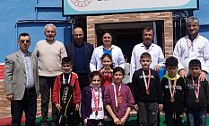 Badmintoncu Çocuklar Bafra'nın Gururu Oldu